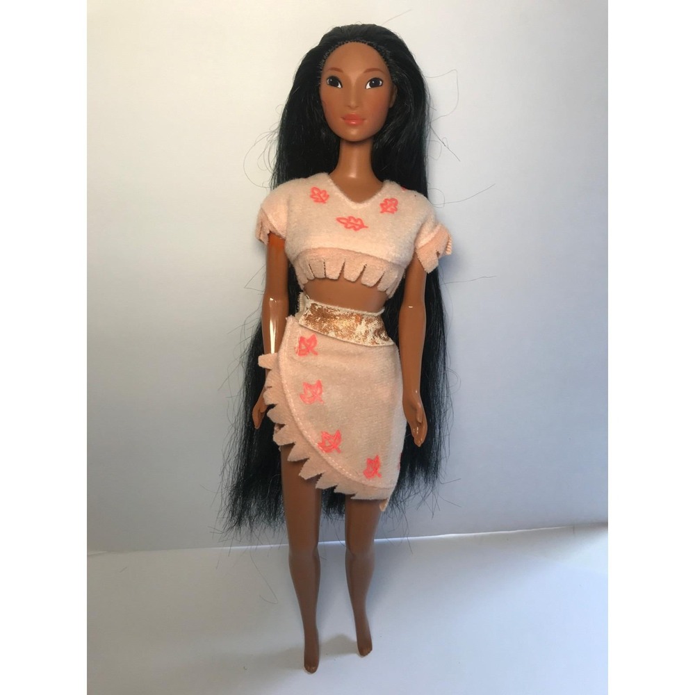 1995 Disney Pocohontas Barbie Doll Wearing Dress n Play Dance Fashion 68452